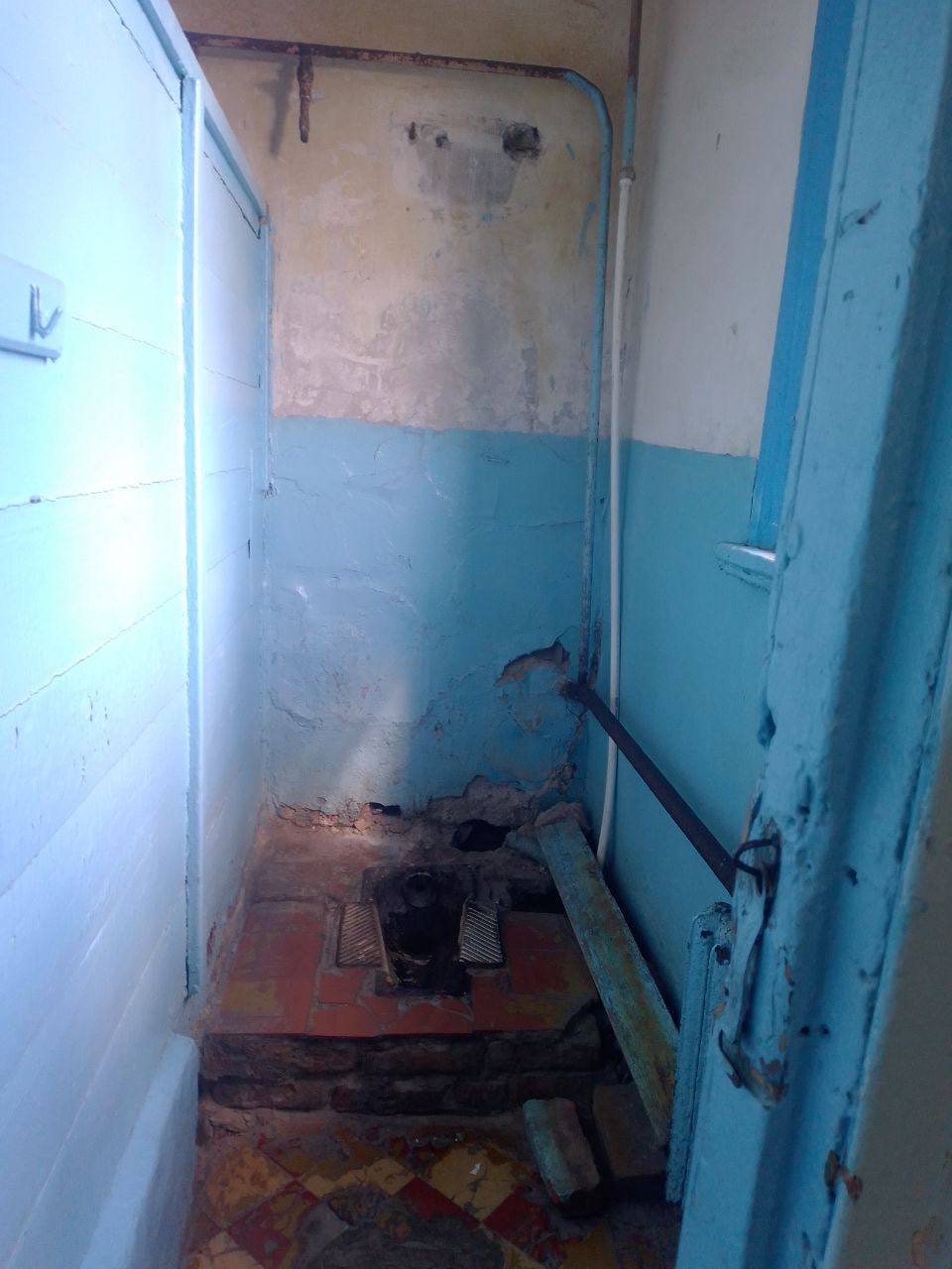 Фото из российской больницы напоминают фильм ужасов. И эти люди считают себя великими?